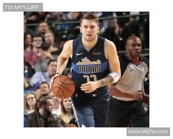 荣耀与激情交织的足球传奇之歌致敬每一位伟大明星 荣耀与激情交织的足球传奇之歌致敬每一位伟大明星