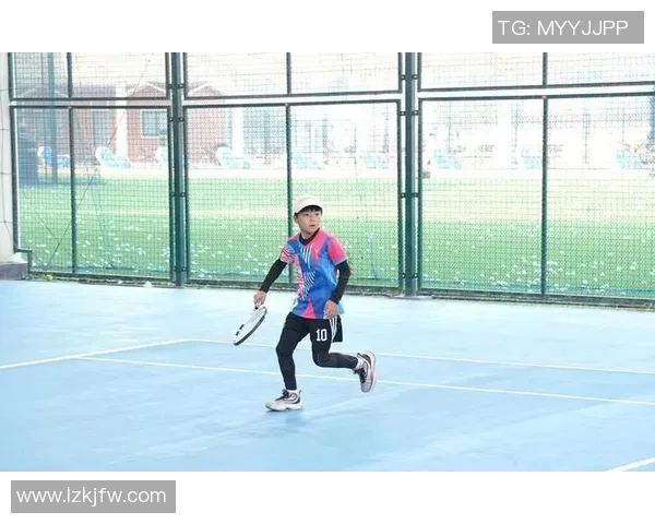 西安网球队展现灵活战术与团队配合的精彩表现分析